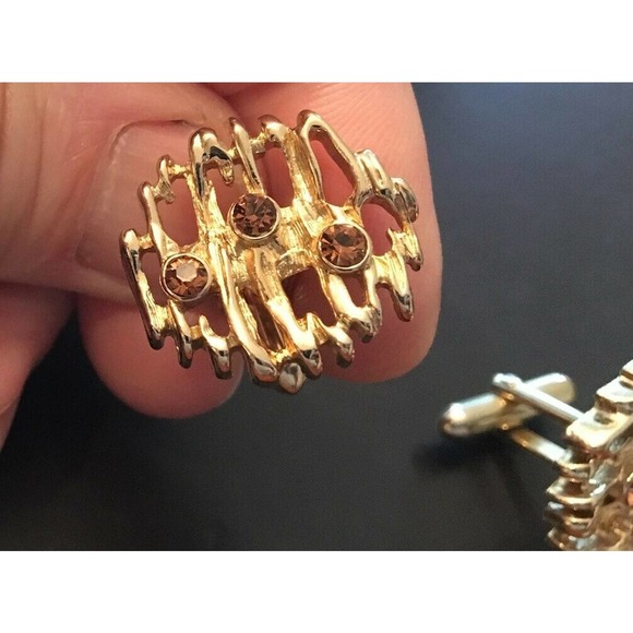 VTG Gold Tone Cufflinks and Matching Tie Pin with Rhinestone Insets - Picture 4 of 5